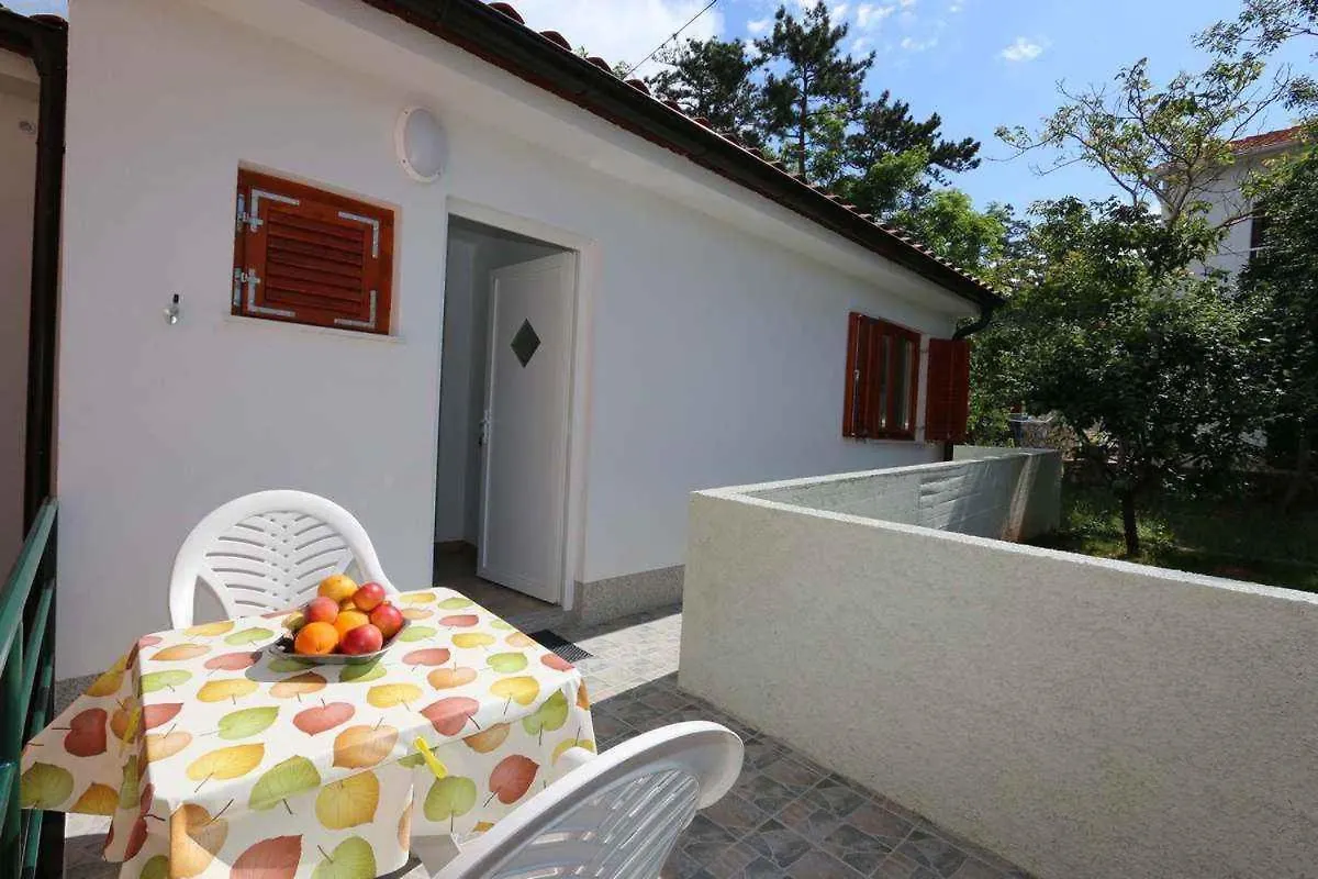 Apartment In Silo/Insel Krk 13583 0*, سيلو